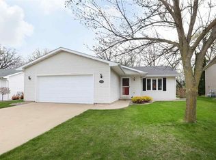1450 Fairfax St, Oshkosh, WI 54904