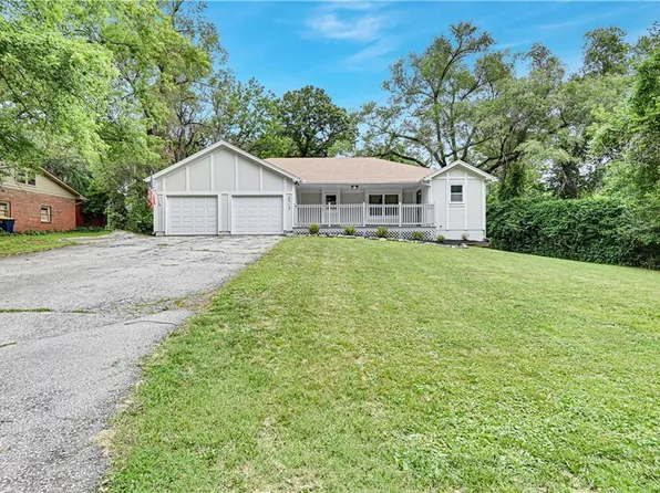 3912 Kings Hwy, Kansas City, MO 64137