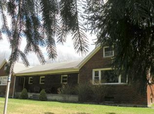 6493 Laurel Lake Rd, Brackney, PA 18812