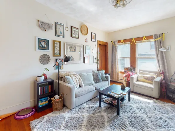 40 Mozart St #3C, Jamaica Plain, MA 02130