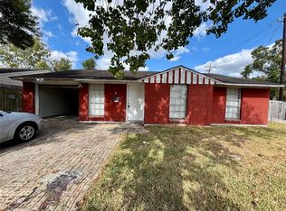 3902 Heatherbloom Dr, Houston, TX 77045