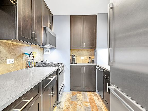 5th image of 505 E 79th St APT 12D