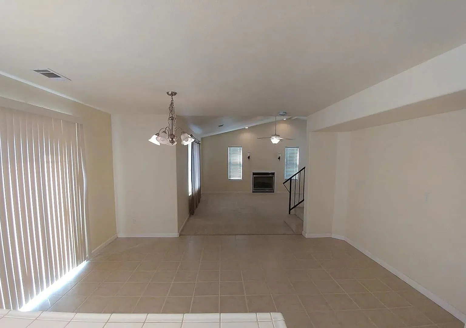 Large 3 Bed 3 Bath House In Lake California — Photo 4