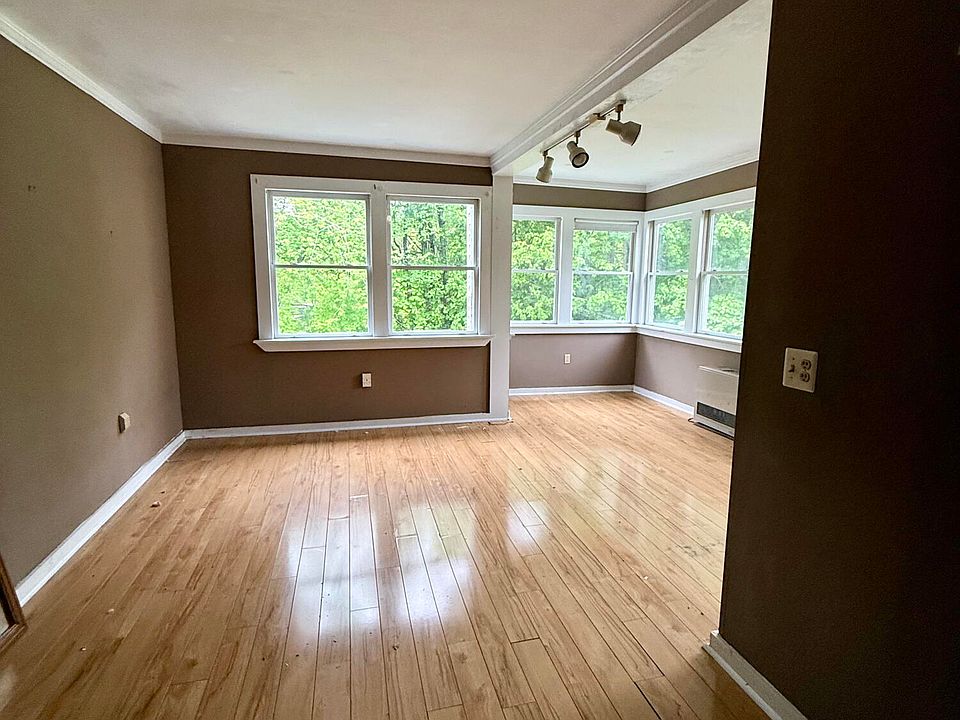 2nd image of 42 Alfred Road
