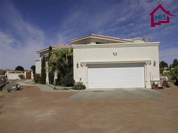 3rd image of 1161 Calle Vista Bella