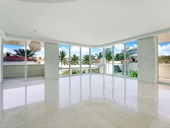 3rd image of 300 S Pointe Dr APT 405