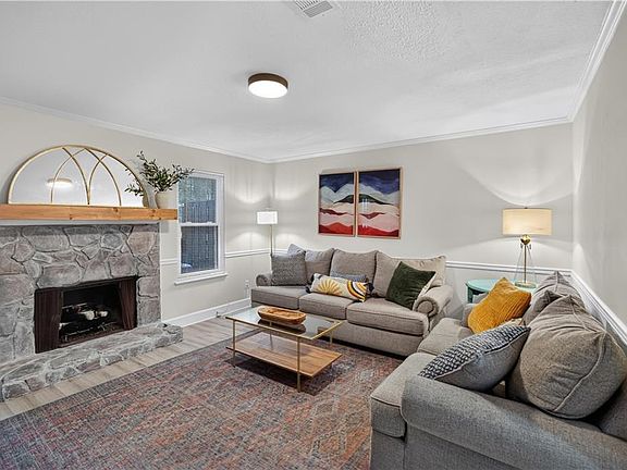 4th image of 6600 Autumn Trace Dr