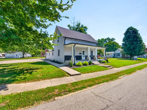 107 W College St, North Vernon, IN 47265
