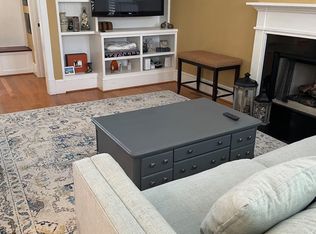 642 21st St S #ID1234727P, Arlington, VA 22202