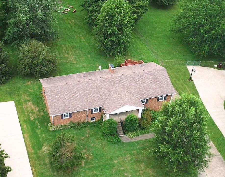 1st image of 150 Eastland Dr
