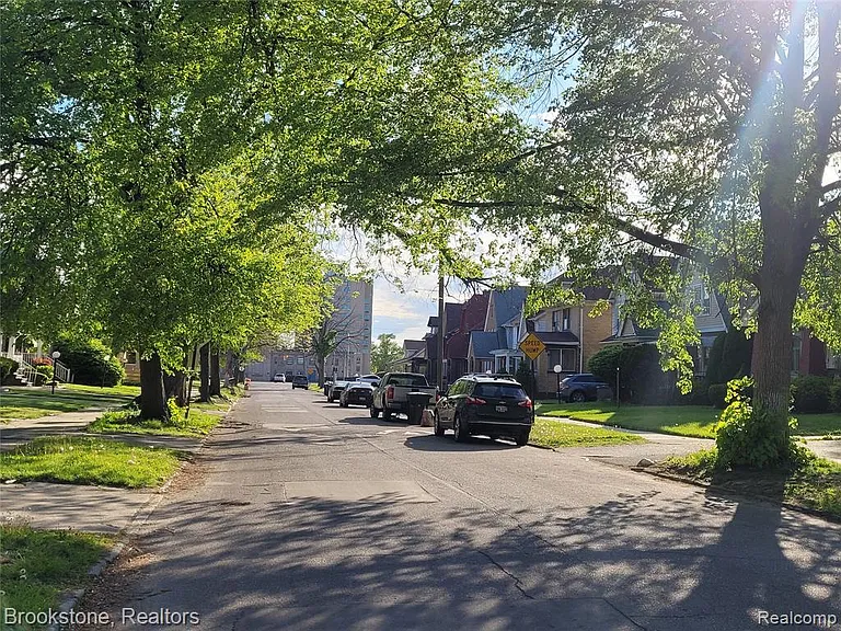 3241 Lawrence St — Photo 23