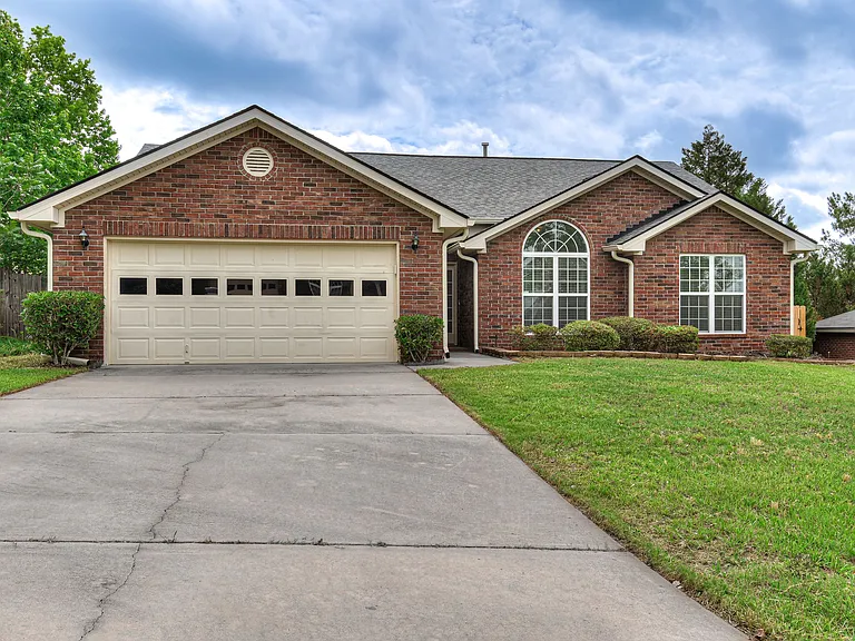4452 Country Glen Cir — Photo 31