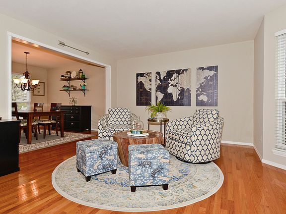 3rd image of 16882 Babler View Dr