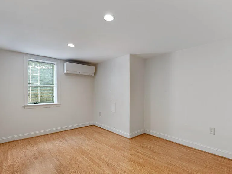 4810 Delaware St — Photo 22