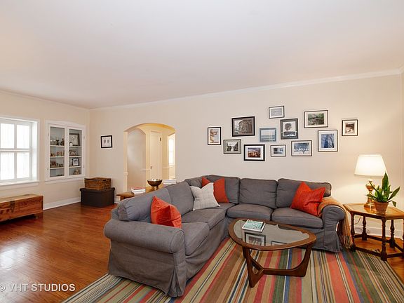 5th image of 736 Park Ave