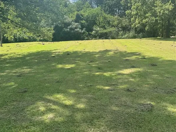 2943 N Turnpike Rd #L, Horse Cave, KY 42749