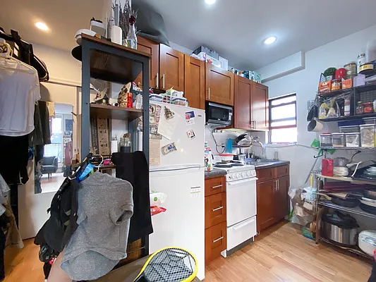 Rented by City Connections Realty | media 24