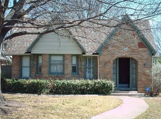 1618 S Hampton Rd, Dallas, TX 75208