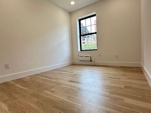 5th image of 67 Morton St APT 4C