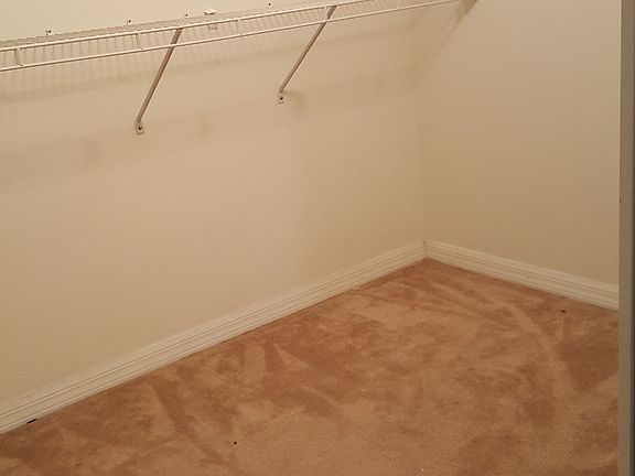 Master Walk In Closet