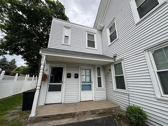 3rd image of 11-13 Quincy St #13B