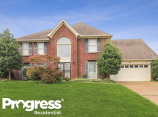 9034 Raspberry Ln, Cordova, TN 38016