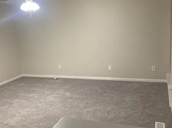 1636 Laurel Creek Cir, Lithonia, GA 30058