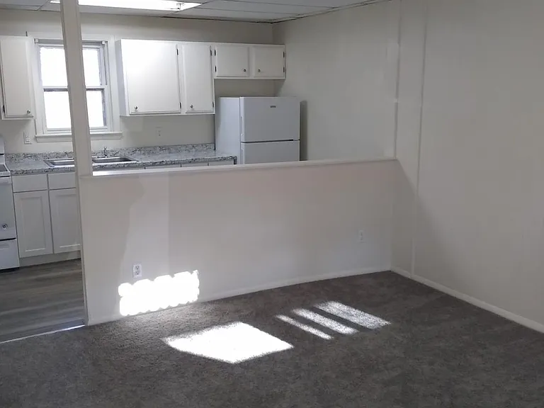 739 Main St — Photo 2