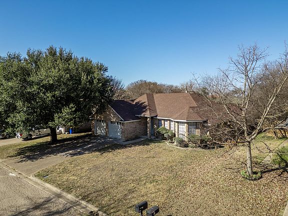 2nd image of 85 Delmore Dr