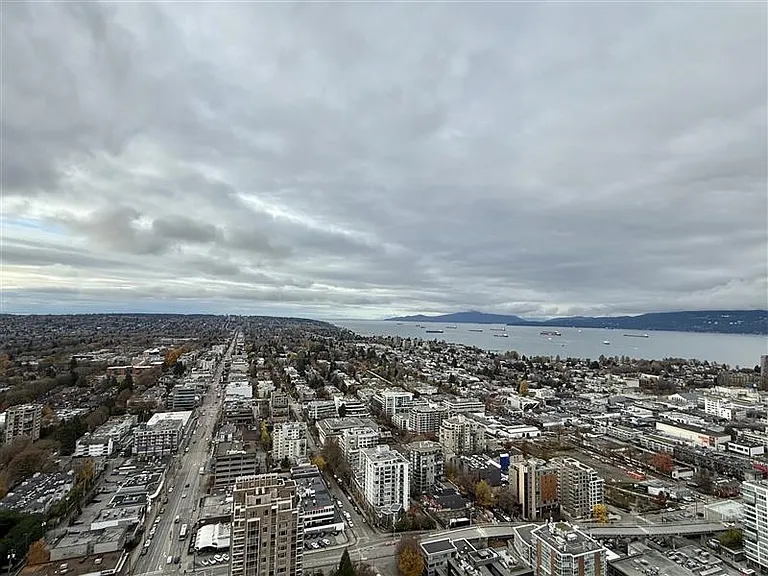 2488 Granville St — Photo 15