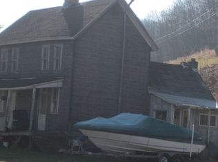 4025 Cherry Run Rd, Grafton, WV 26354