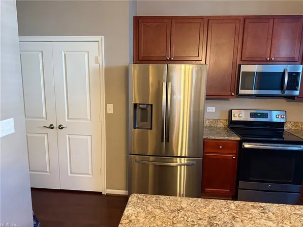 1443 Rollesby Way, Chesapeake, VA 23320