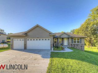 1341 Stone Ridge Dr, Louisville, NE 68037