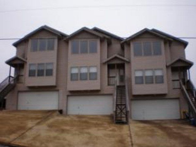 1st image of 1262 Hillcrest Dr