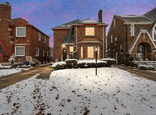 17600 Pennington Dr, Detroit, MI 48221