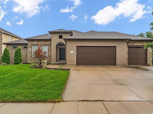 5815 Silverstone Dr, Lawrence, KS 66049