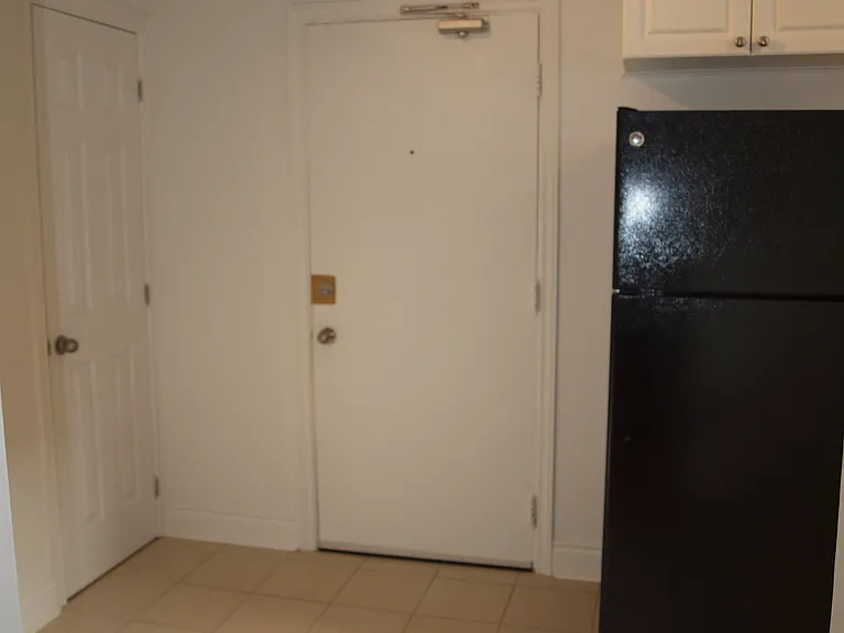 358 McArthur Ave — Photo 35