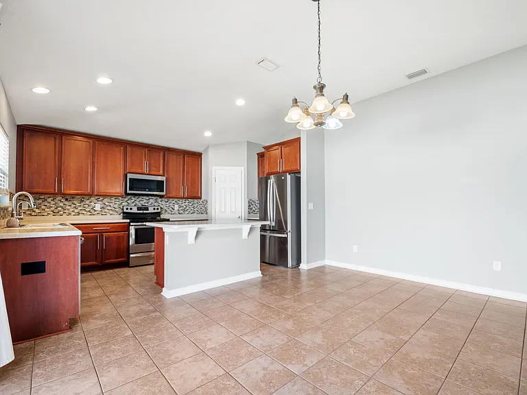 7377 Benes Trl — Photo 18
