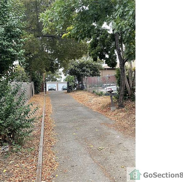 1st image of 7025 Lacey Ave