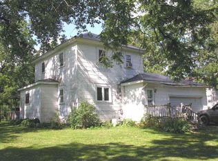 308 W 4th St, Riceville, IA 50466