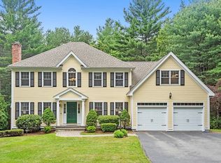 16 Buehler Rd, Bedford, MA 01730