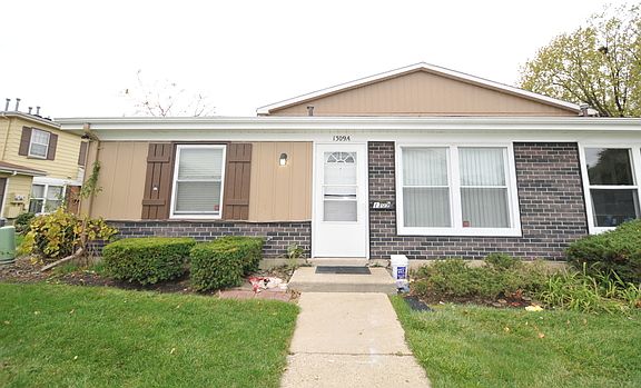 2nd image of 1309 Kingsbury Dr Unit A