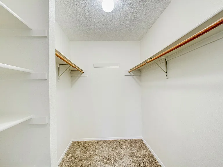 6139 Little Pine Cir — Photo 16