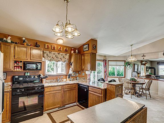 5th image of 6292 Bow Meadows Dr