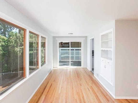 5th image of 3503 E 18th Ave