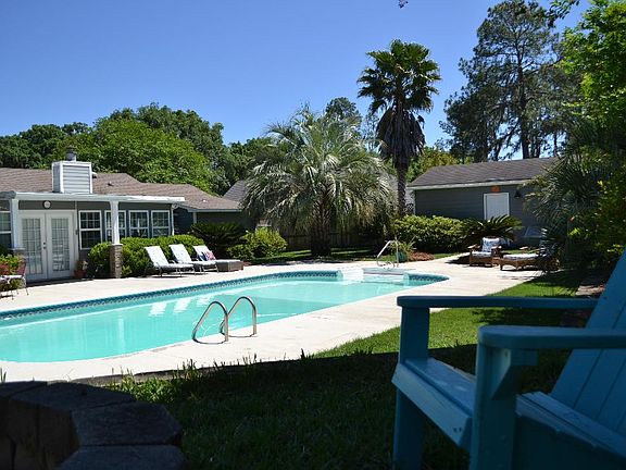 2nd image of 5332 Golf Dr