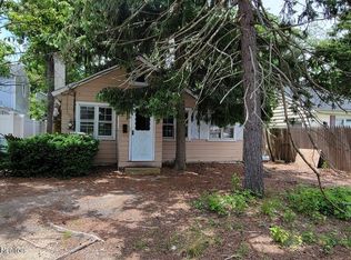 116 Pinehurst Rd, Brick, NJ 08723