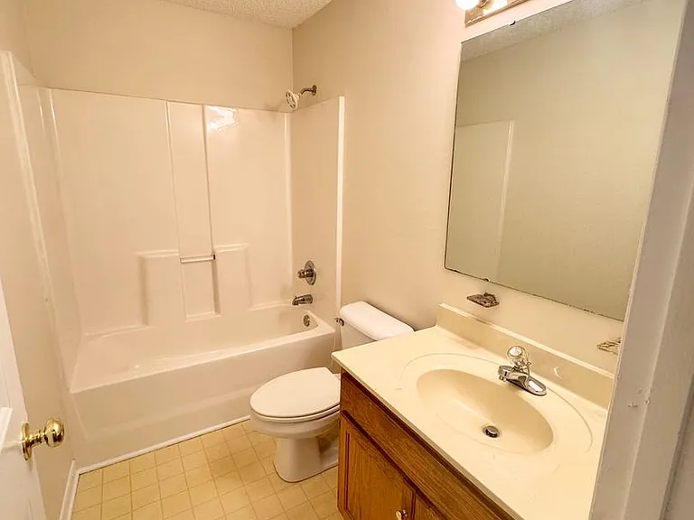 1100 Pine St #A — Photo 20