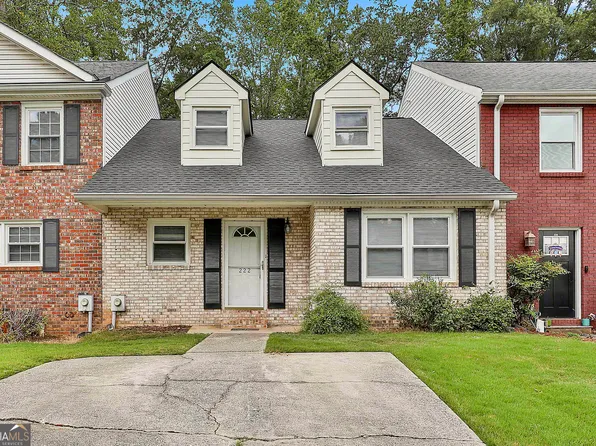 222 Flat Creek Ct, Peachtree City, GA 30269