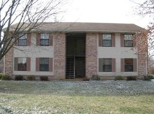 4 Quail Hollow Ct, Glen Carbon, IL 62034